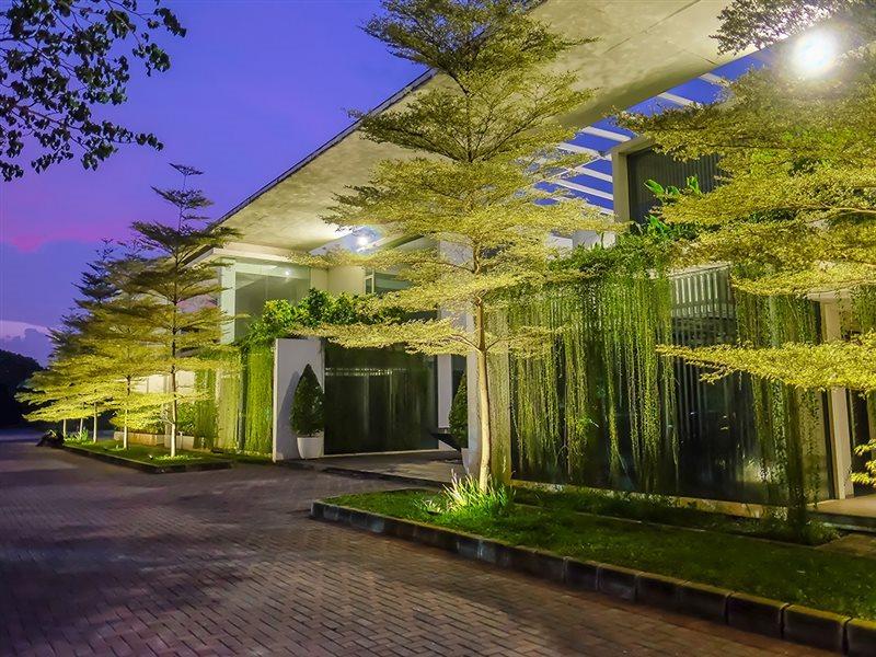Fm7 Resort Hotel - Jakarta Airport Tangerang Exterior foto